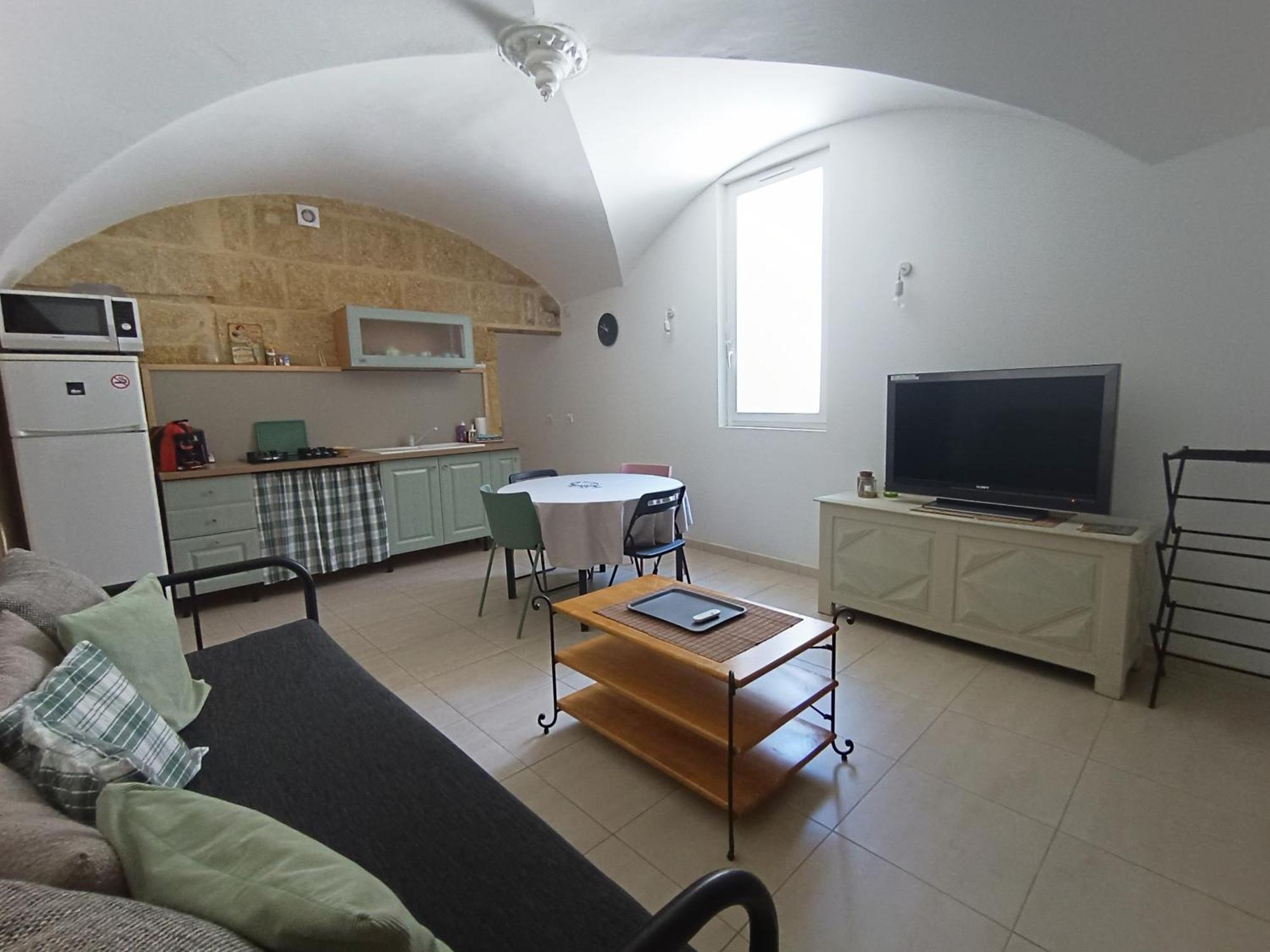 Dans Maison De Maitre, Appartement Independant. Montfrin Екстер'єр фото